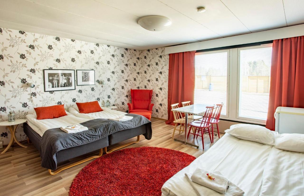 Motel Kaepylae Кеминмаа Экстерьер фото